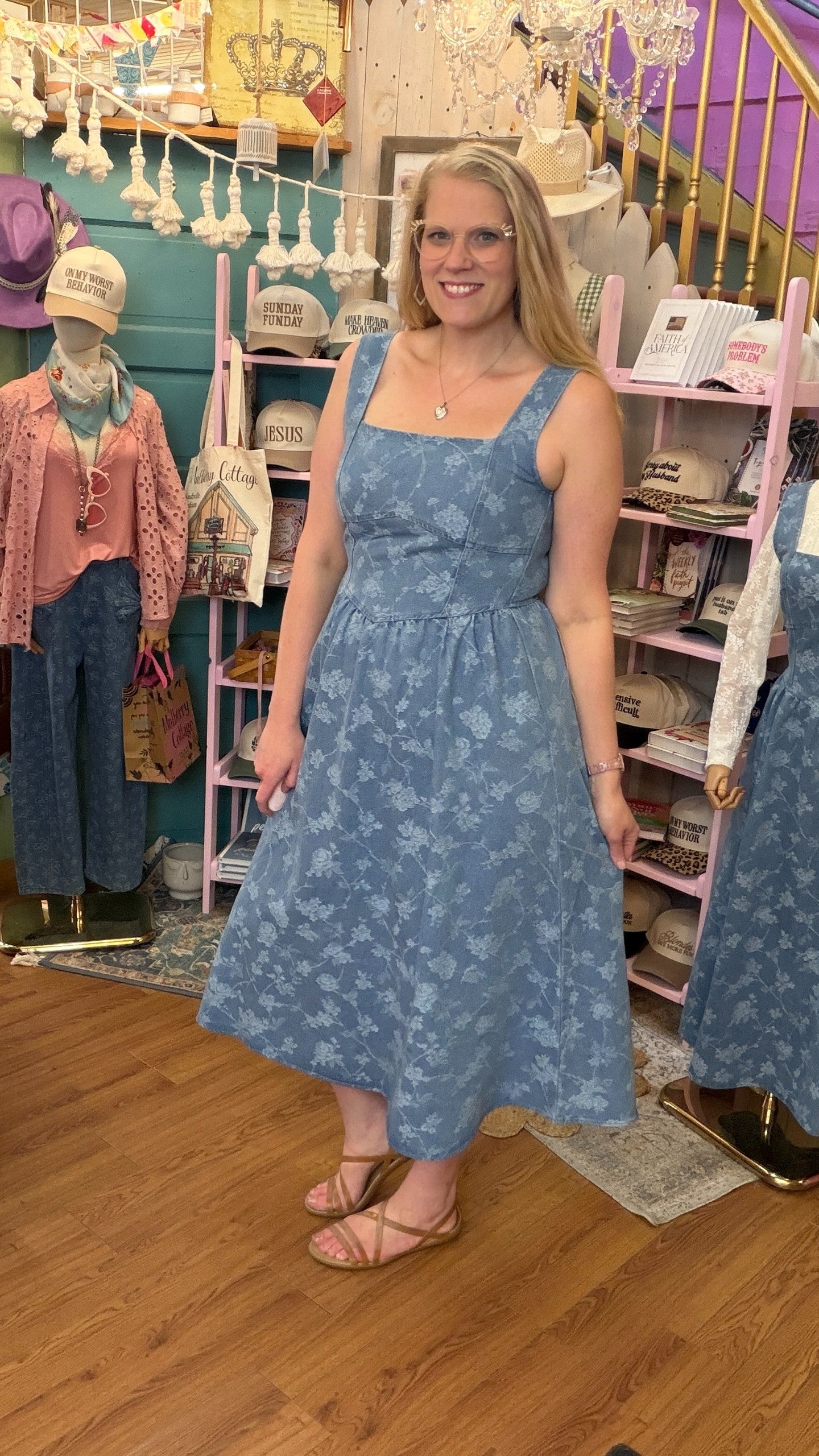 ditsy dress midi Lavisha Midi Dress in Pretty Ditsy